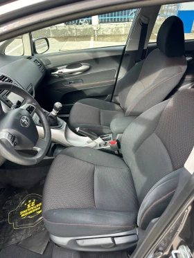 Toyota Auris 2.0 D4D FaceLift Handsfree Темпомат/Нави/Камера, снимка 7