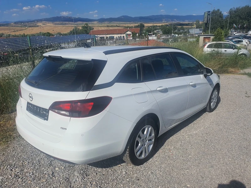 Opel Astra 1.6CTDI AVTOMAT NAVI EURO6, снимка 6 - Автомобили и джипове - 41726118