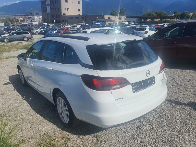 Opel Astra 1.6CTDI AVTOMAT NAVI EURO6, снимка 5 - Автомобили и джипове - 41726118