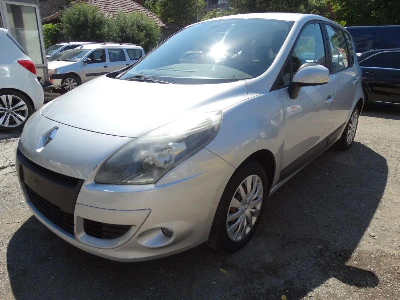 Renault Scenic 1.5 dci - 110, снимка 2 - Автомобили и джипове - 46777761