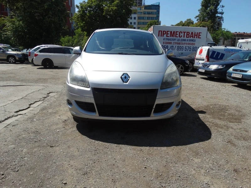 Renault Scenic 1.5 dci - 110, снимка 3 - Автомобили и джипове - 46777761