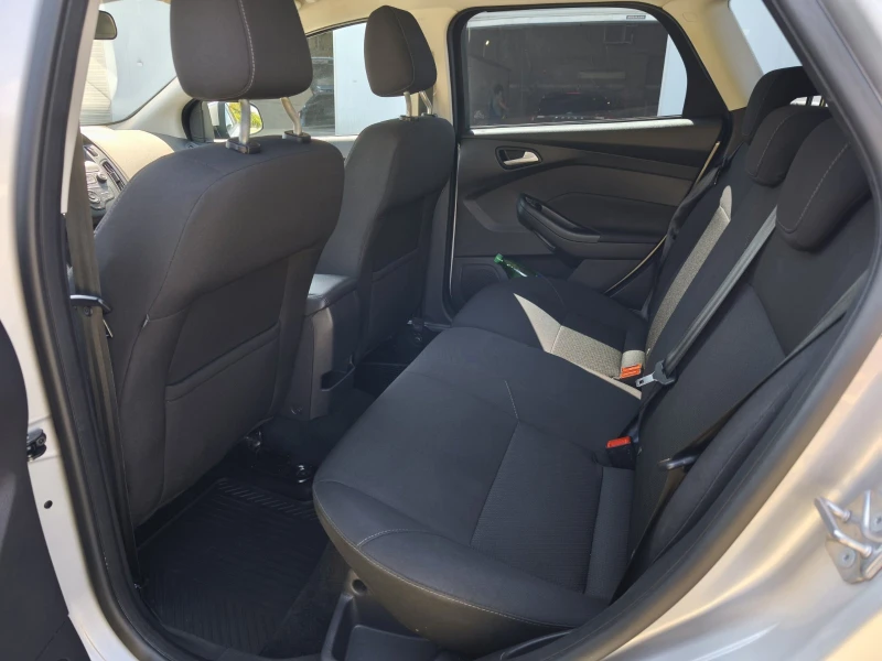 Ford Focus, снимка 8 - Автомобили и джипове - 52451067