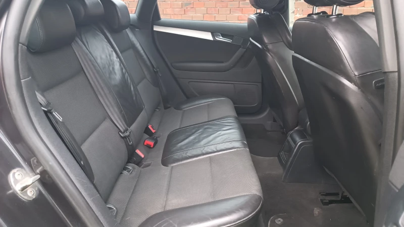 Audi A3 2.0 TDI SPORTBACK!!!S-line!!!Навигация!!Автомат!!, снимка 10 - Автомобили и джипове - 52335738