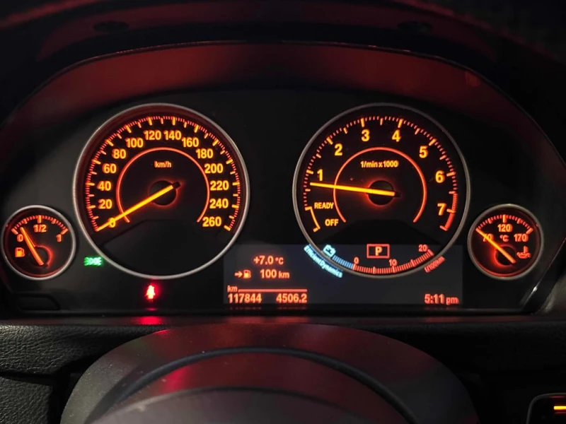 BMW 330 * 330i xDrive * CARFAX * БЕЗ ПЪРВОНАЧАЛНА ВНОСКА, снимка 8 - Автомобили и джипове - 53174712