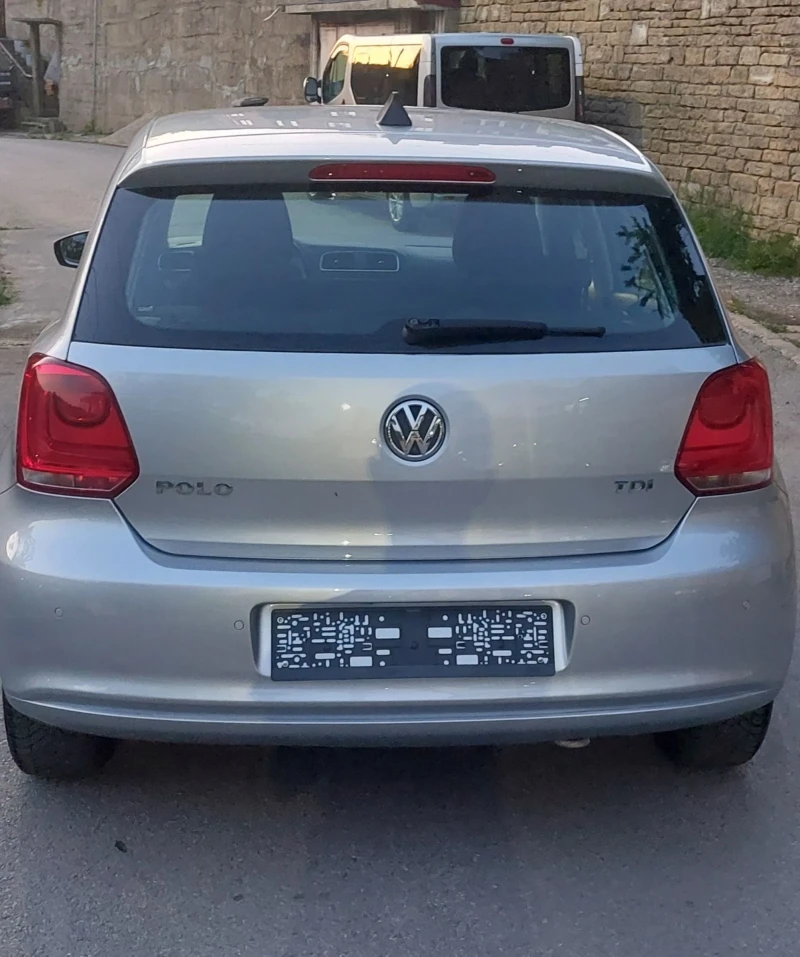 VW Polo 1.6 tdi , снимка 8 - Автомобили и джипове - 53462048