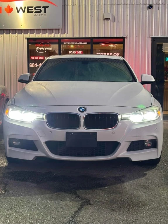 BMW 330 * 330i xDrive * CARFAX * ��� ������������ ������ | Mobile.bg � ����������� 6