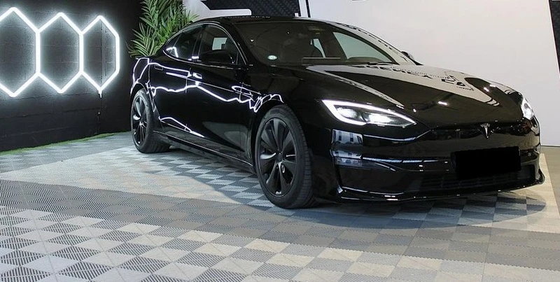 Tesla Model S Plaid Tri Motor AWD, снимка 4 - Автомобили и джипове - 56624485
