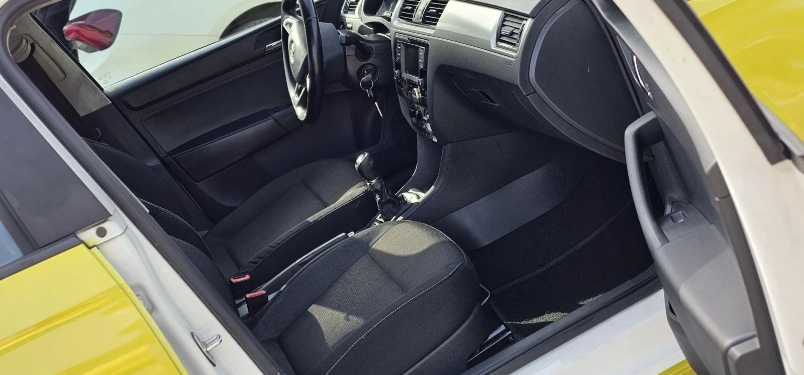 Skoda Rapid 1.6    | Mobile.bg   12