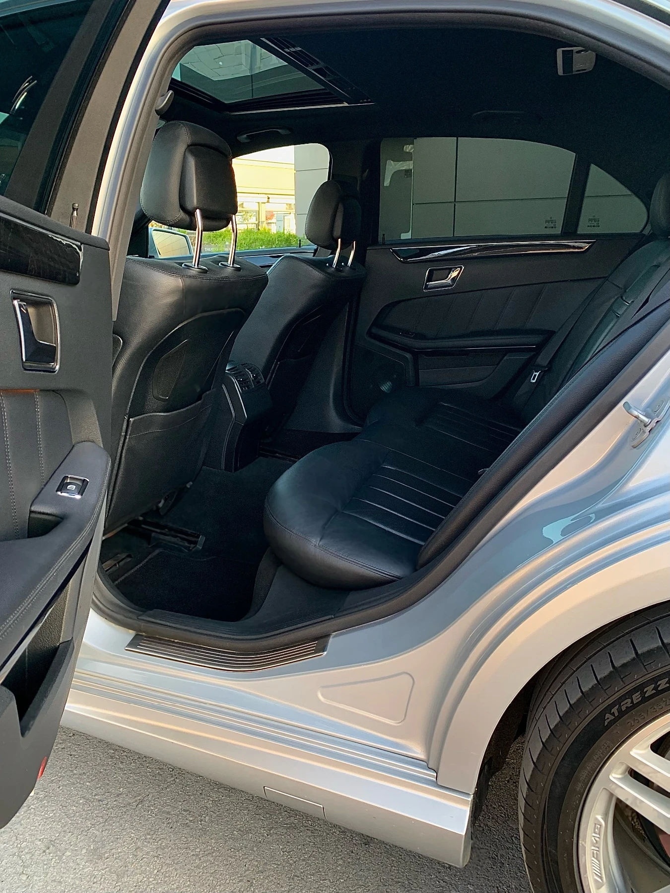 Mercedes-Benz E 500  AMG Пружини LPG Обдухване KeylessGo - изображение 6