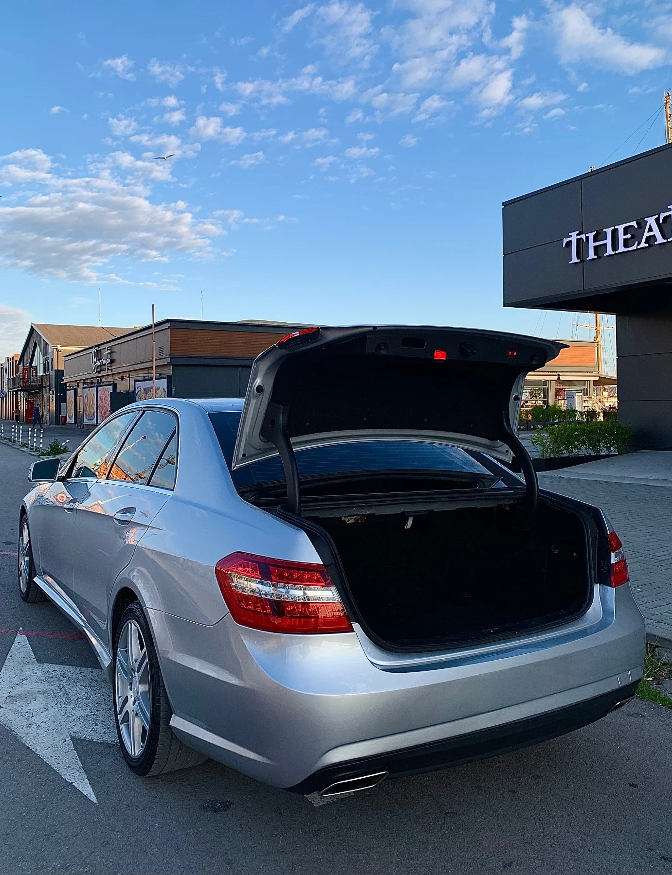 Mercedes-Benz E 500  AMG Пружини LPG Обдухване KeylessGo - изображение 8