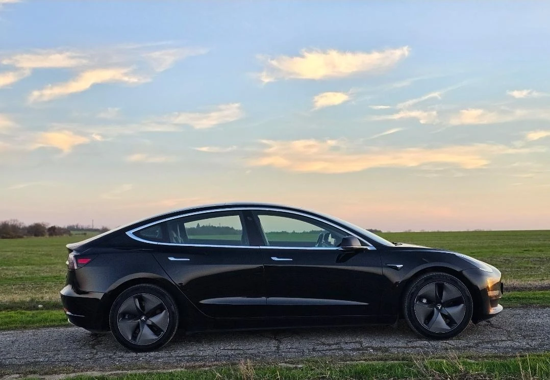 Tesla Model 3  44   | Mobile.bg   6