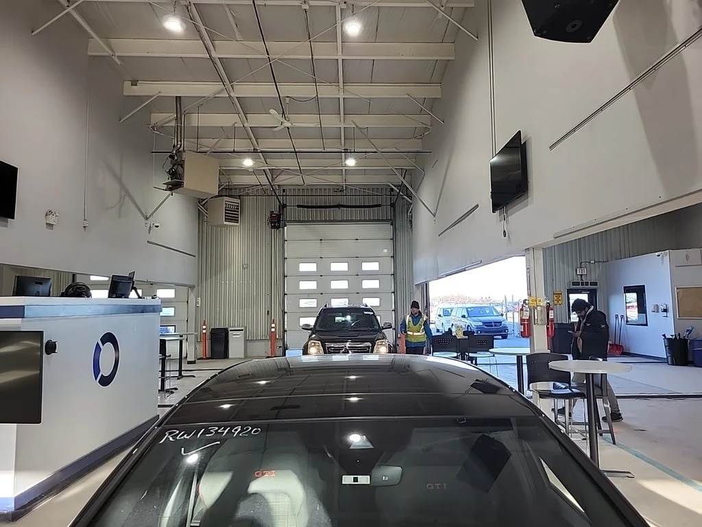 VW Golf * 380 AUTOBAHN * CARFAX * ���� �� �� | Mobile.bg � ����������� 8