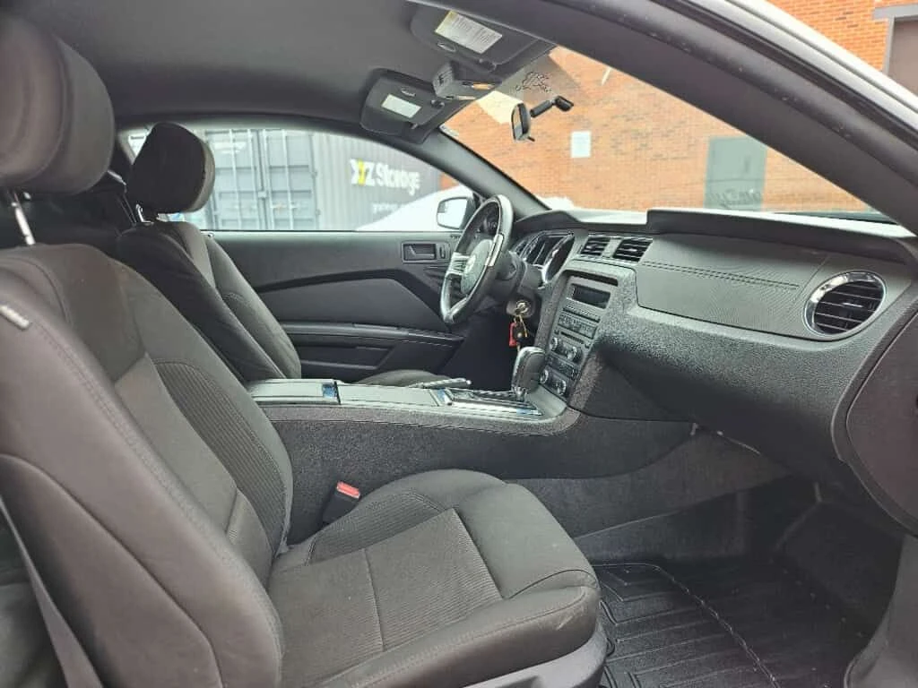 Ford Mustang * COUPE V6 * * AUTOMATIC ONLY 86, 000KM CERTIFIED* - изображение 9