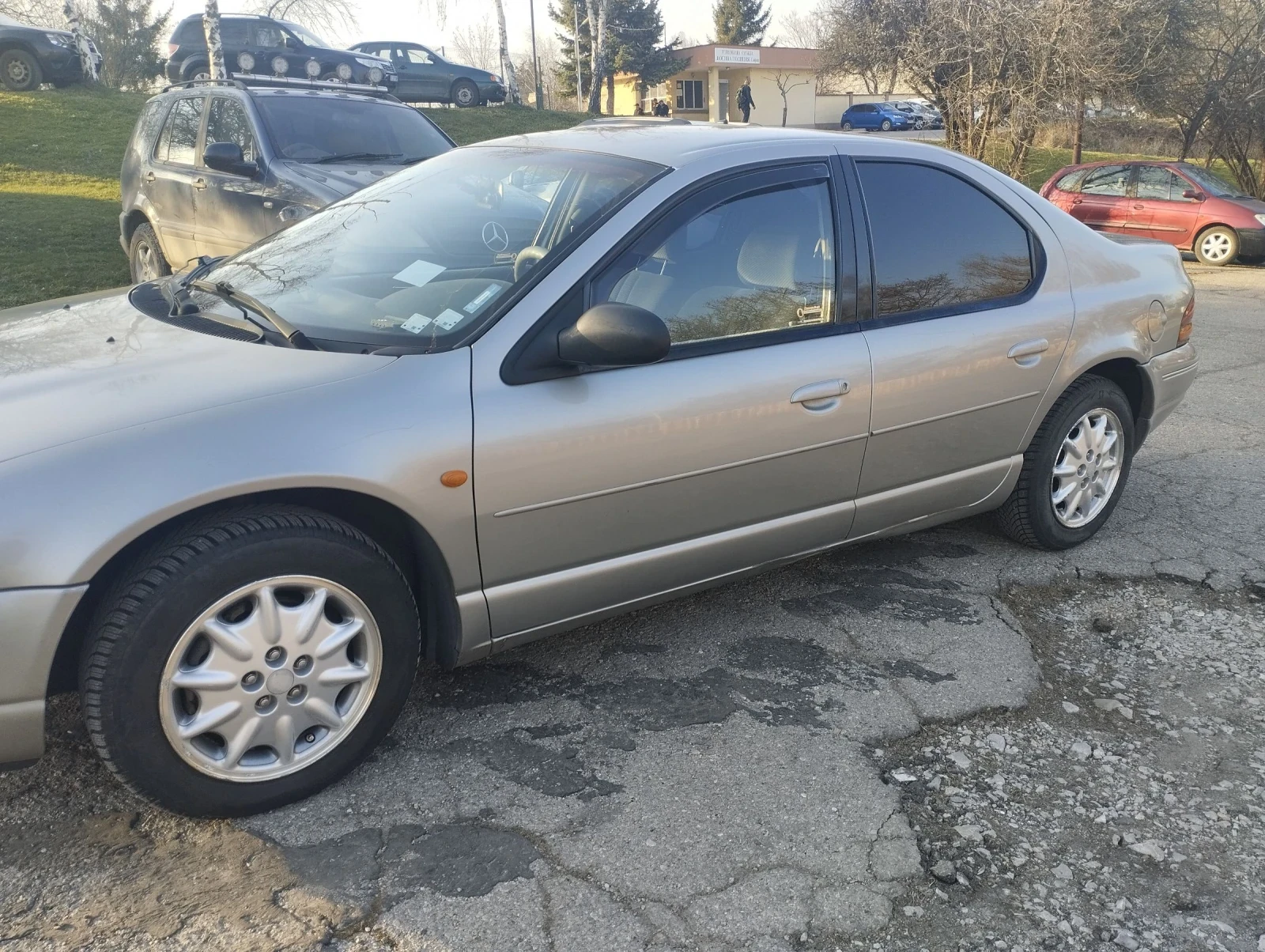 Chrysler Stratus 2.0 бензин , снимка 2 - Автомобили и джипове - 53864444