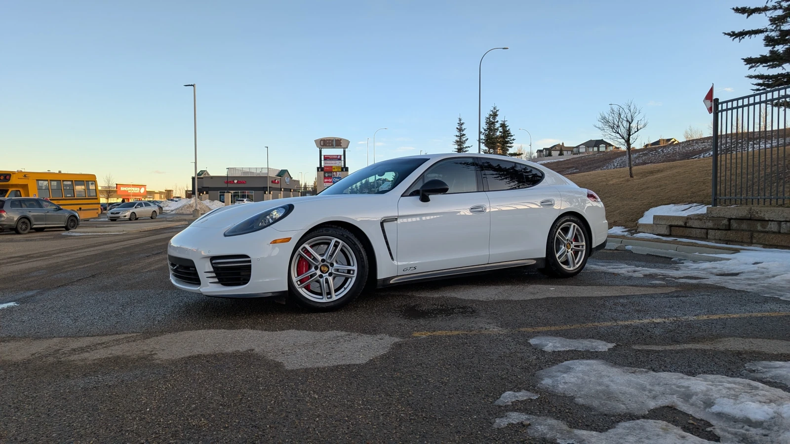 Porsche Panamera GTS * * CARFAX * * АВТО КРЕДИТ * *  | Auto.bg — изображение 1