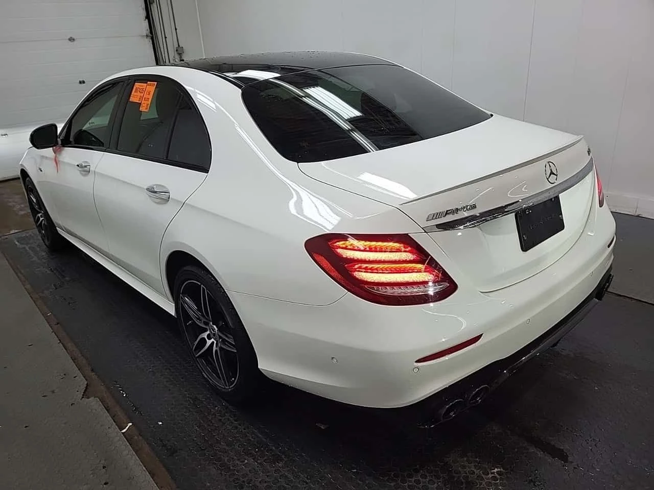 Mercedes-Benz E 53 AMG * CARFAX * БЕЗ ЗАБЕЛЕЖКИ * , снимка 4 - Автомобили и джипове - 54171576