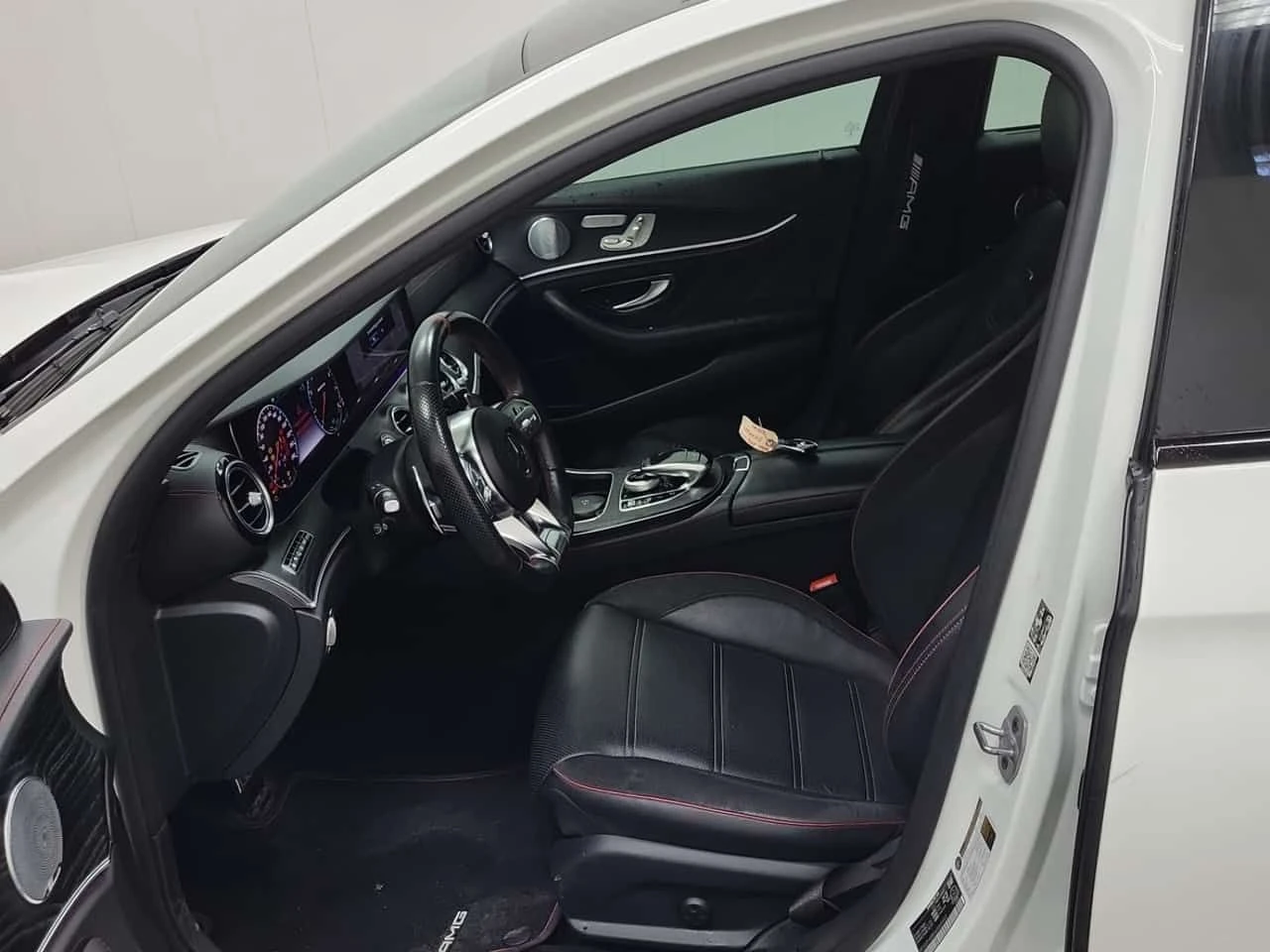 Mercedes-Benz E 53 AMG * CARFAX * БЕЗ ЗАБЕЛЕЖКИ * , снимка 7 - Автомобили и джипове - 54171576