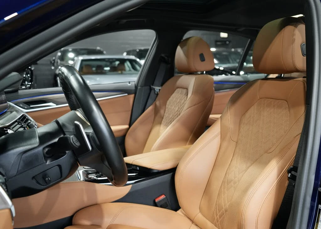 BMW 530 i xDrive AWD, снимка 10 - Автомобили и джипове - 54231985