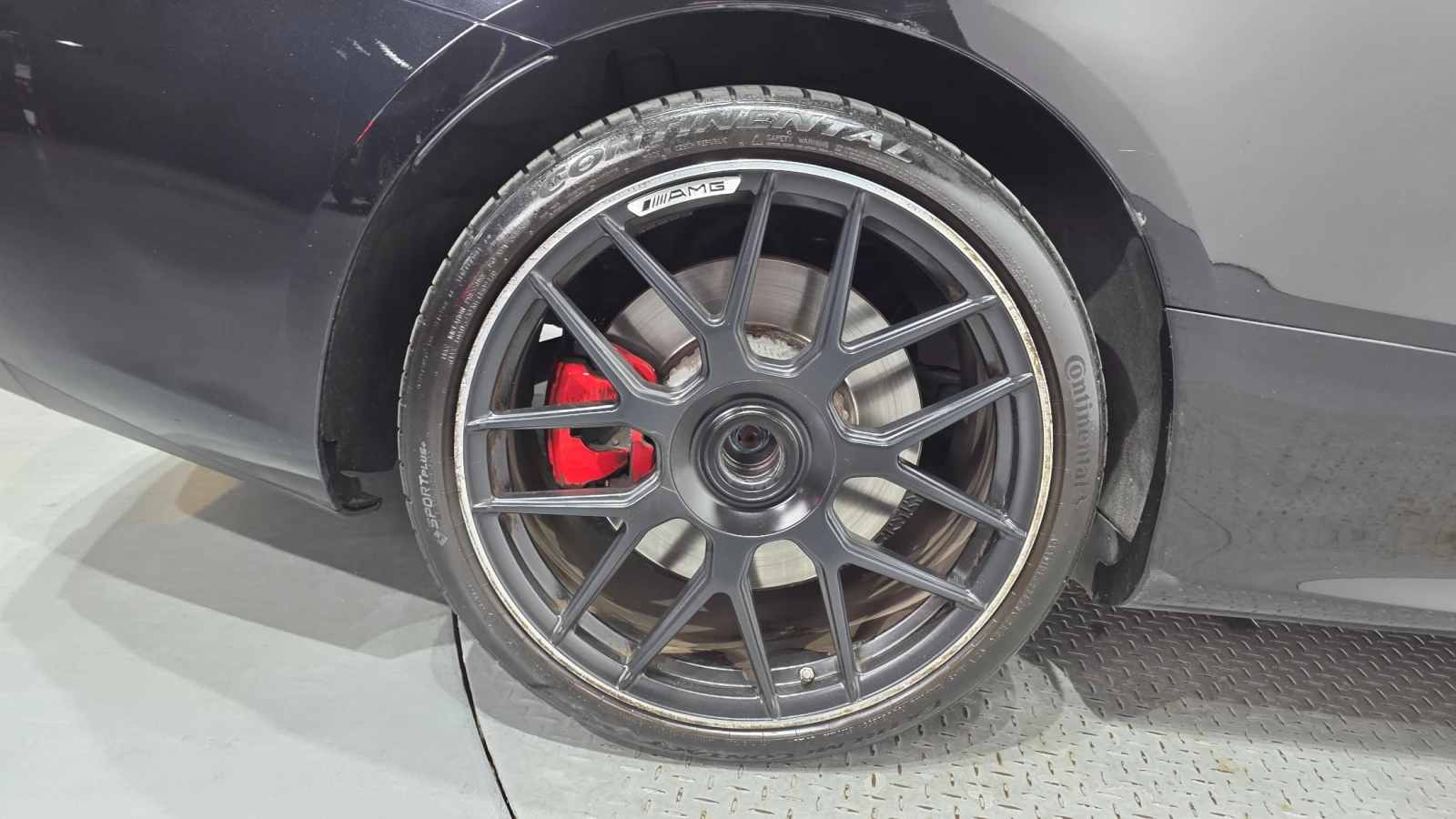Mercedes-Benz E 400 AMG PK* 360* HEAD-UP* ОБДУХ* ДИСТРОНИК* КРАЙНА ЦЕН, снимка 5 - Автомобили и джипове - 54572913