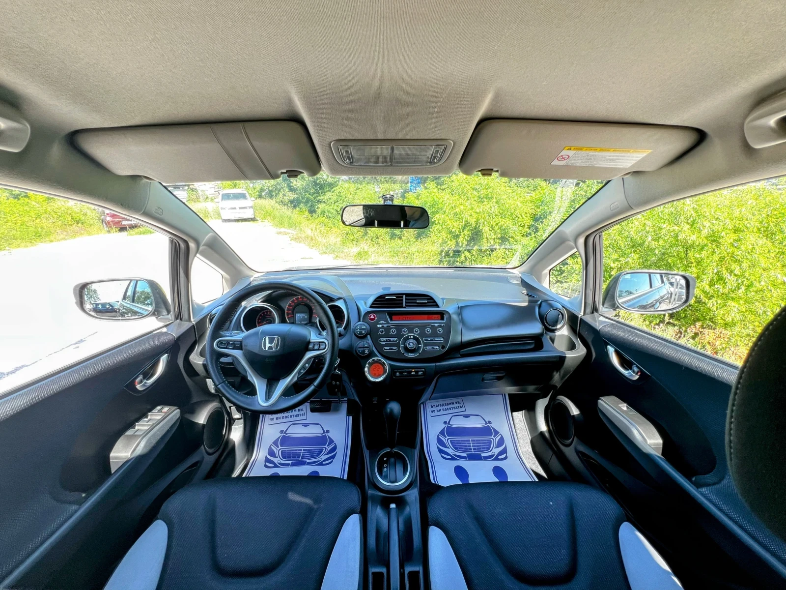 Honda Jazz 1.4SI AUTOMATIC SPORT EDITION, снимка 9 - Автомобили и джипове - 54726330