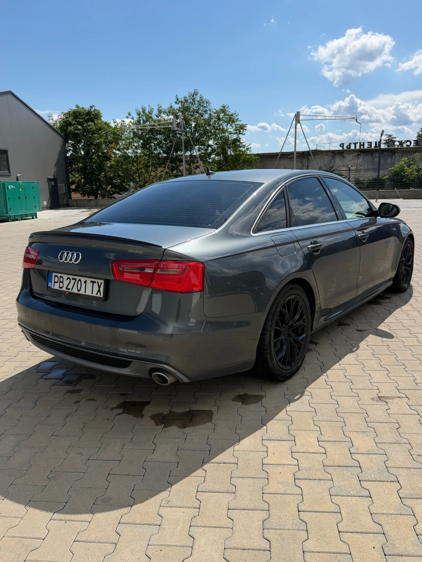 Audi A6 3.0TDi* 3xS-LINE* QUATTRO* DISTR* KEYLESS* CARPLAY, снимка 5 - Автомобили и джипове - 54728129