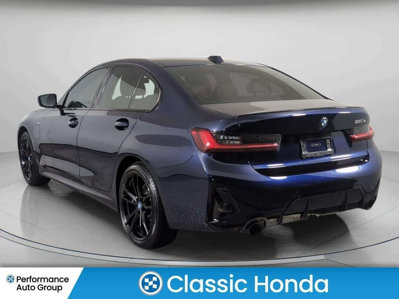 BMW 330 E * M SPORT* ГЛАВНО ПРЕДСТАВИТЕЛСТВО НА HONDA* , снимка 6 - Автомобили и джипове - 54916021