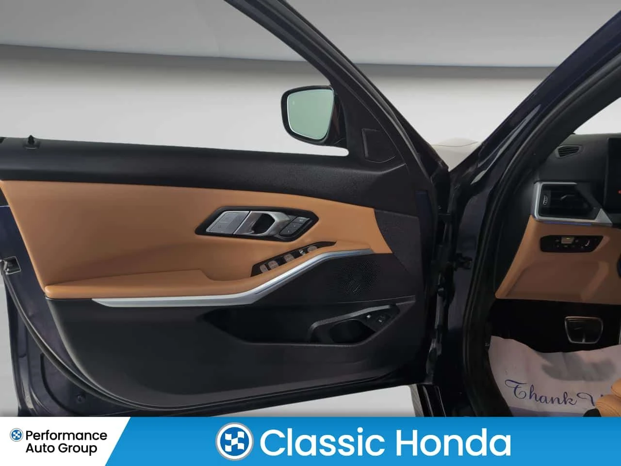 BMW 330 E * M SPORT* ГЛАВНО ПРЕДСТАВИТЕЛСТВО НА HONDA* , снимка 9 - Автомобили и джипове - 54916021