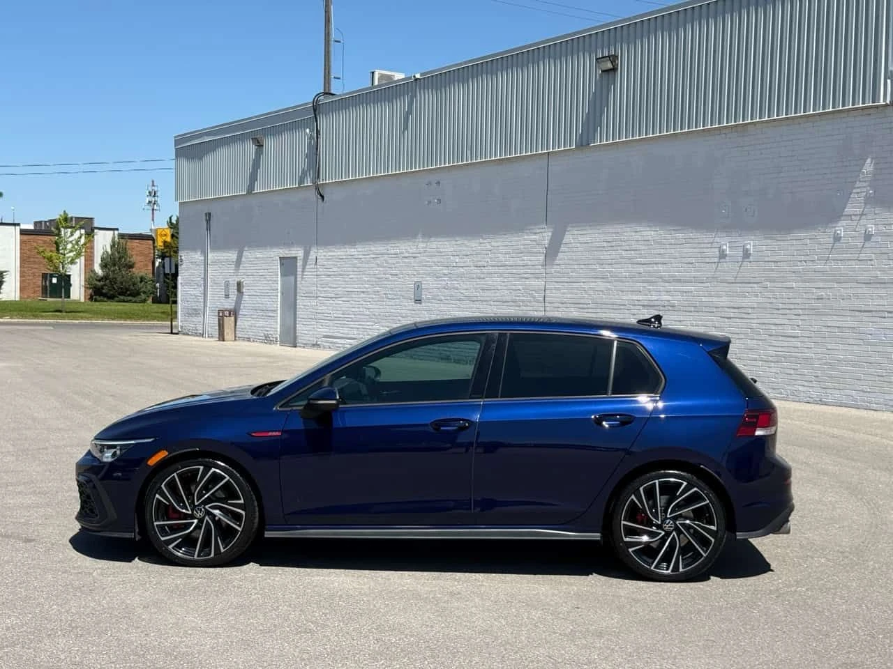 VW Golf GTI * Autobahn * CARFAX * 2 КЛЮЧА * ДИСТРОНИК, снимка 2 - Автомобили и джипове - 54916540