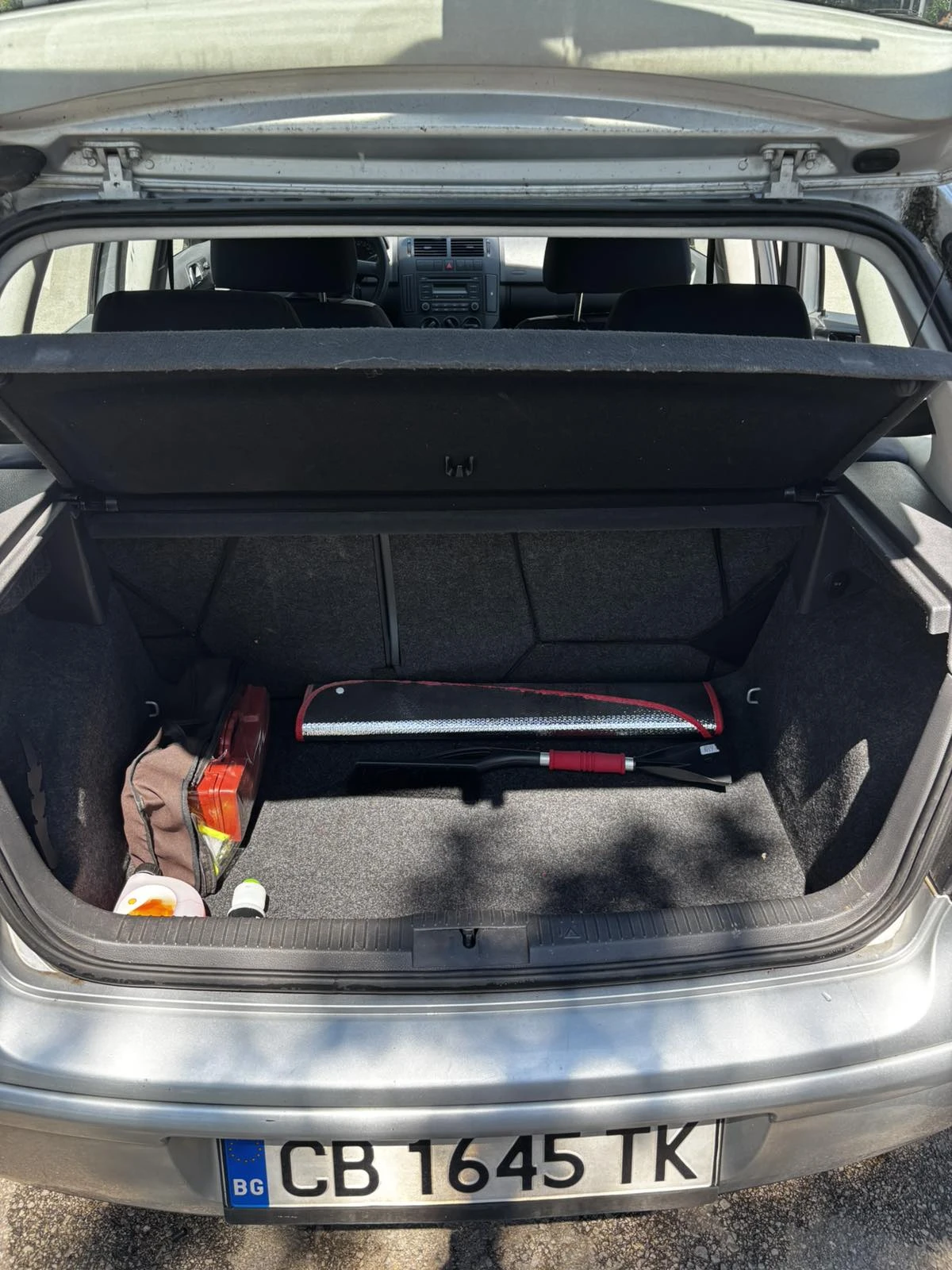 VW Polo 1.4, 16v, снимка 12 - Автомобили и джипове - 55096946