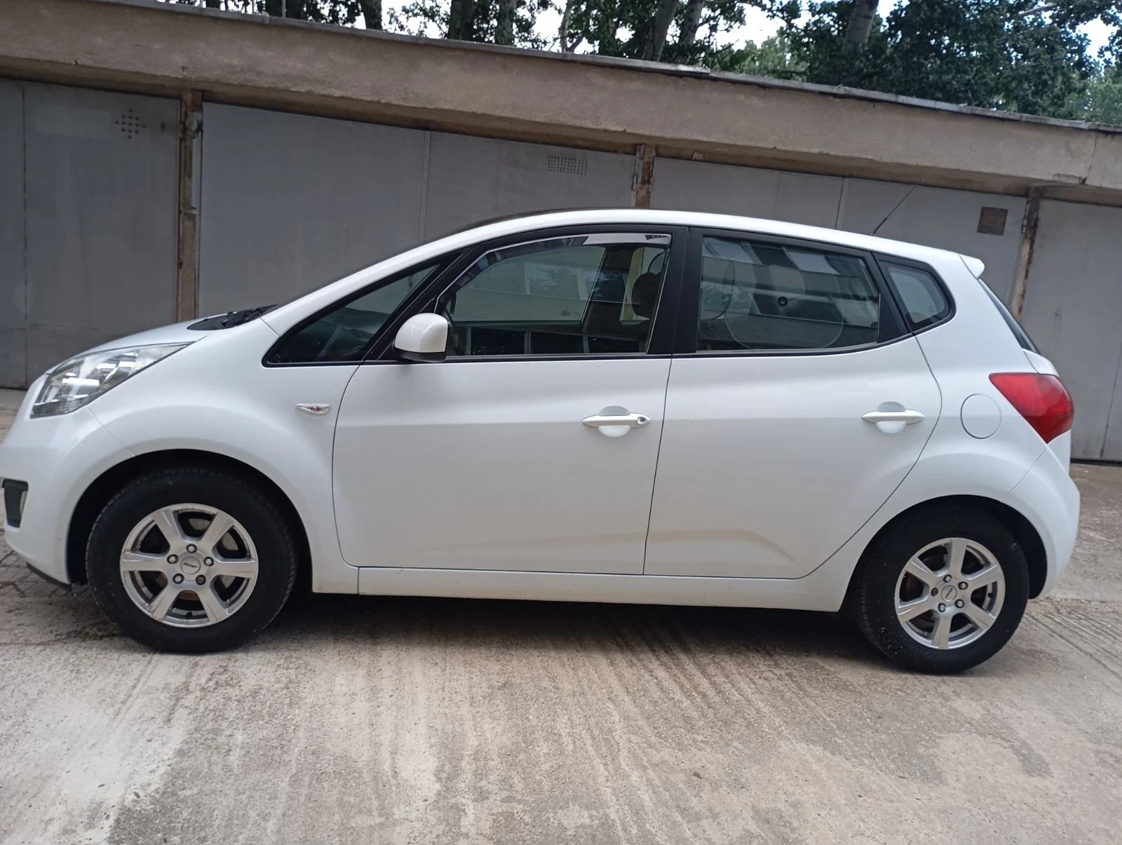 Kia Venga, снимка 5 - Автомобили и джипове - 55307503