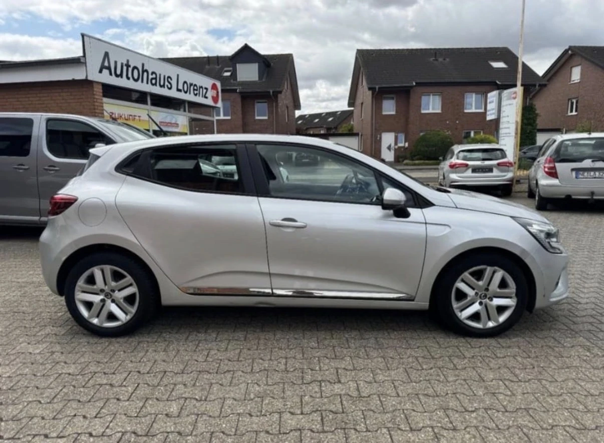 Renault Clio, снимка 7 - Автомобили и джипове - 55523782