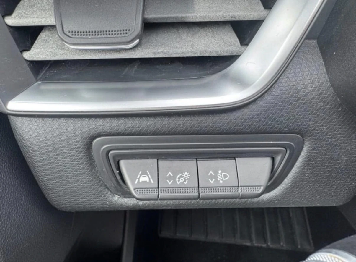 Renault Clio, снимка 10 - Автомобили и джипове - 55523782