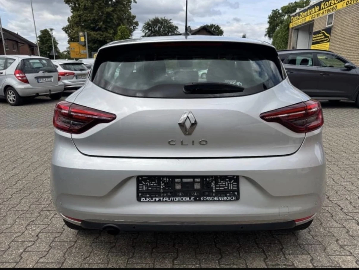 Renault Clio, снимка 5 - Автомобили и джипове - 55523782