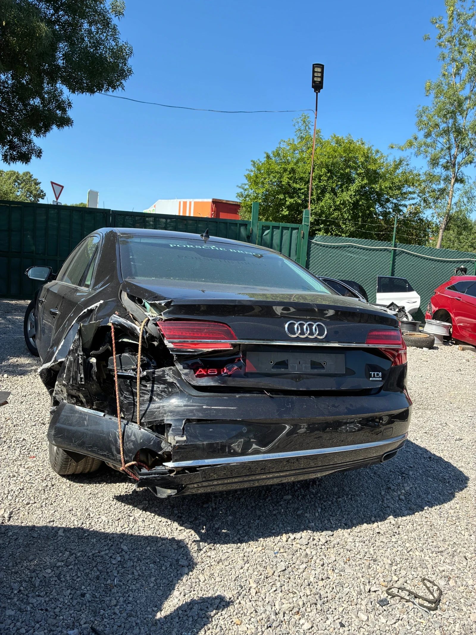 Audi A8 Matrix, снимка 4 - Автомобили и джипове - 55611700