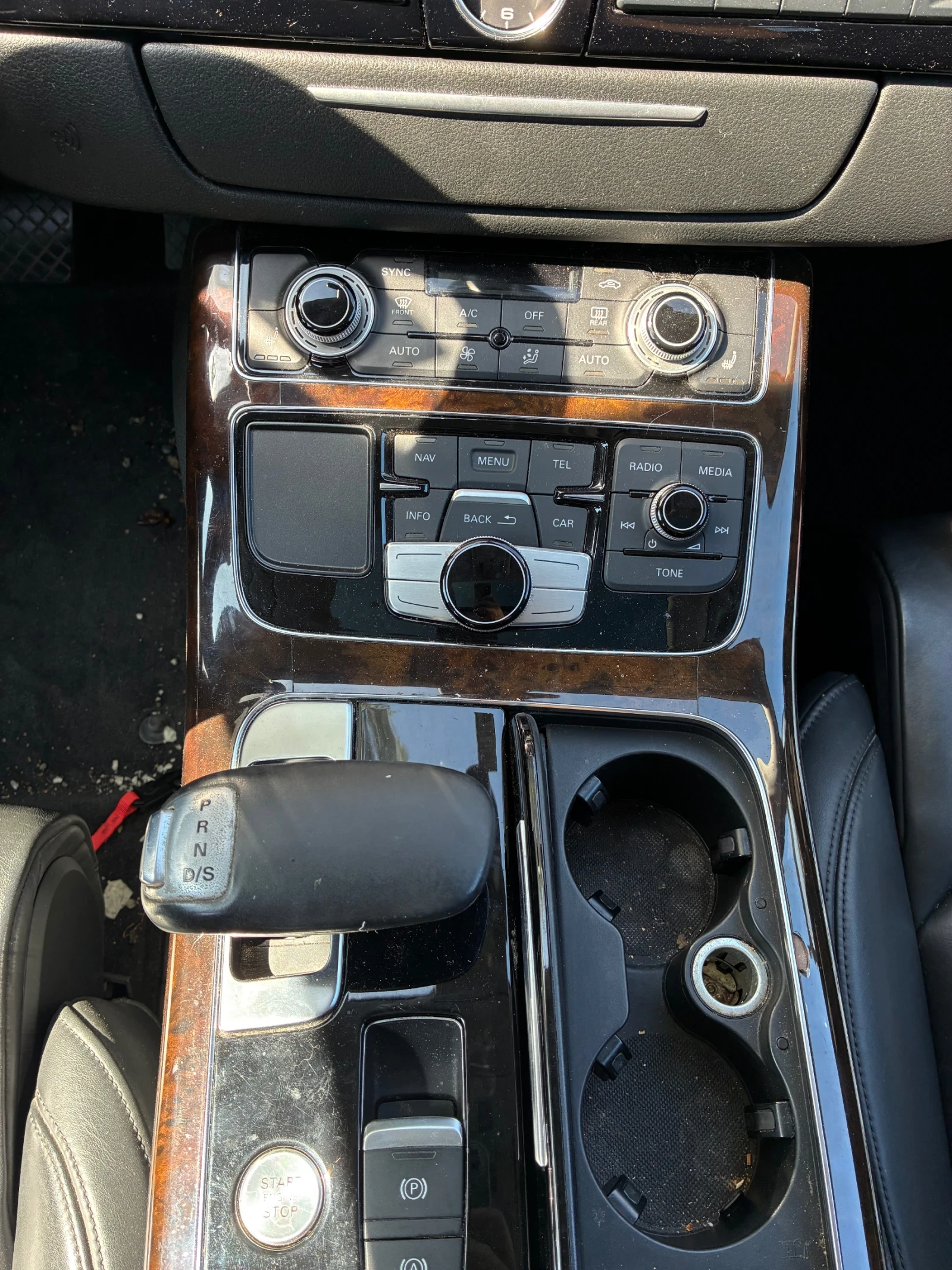 Audi A8 Matrix, снимка 7 - Автомобили и джипове - 55611700