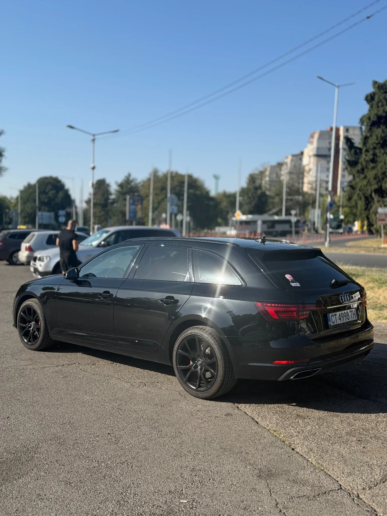 Audi A4 40TDi Blackline, снимка 4 - Автомобили и джипове - 55894007