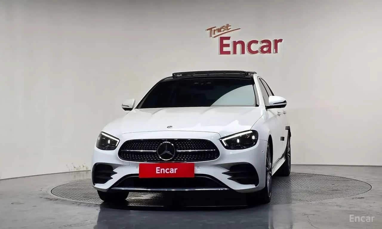 Mercedes-Benz E 350 4MATIC AMG Line | АВТОФИНАНСИРАНЕ, снимка 3 - Автомобили и джипове - 56202121