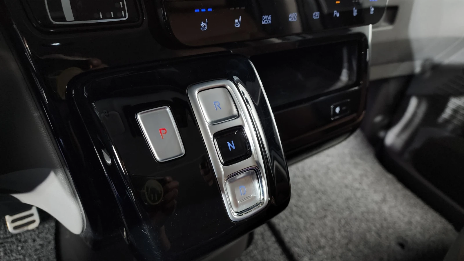 Hyundai Staria Inspiration BLIND SPOT ������ ����* encareu.com | Mobile.bg � ����������� 9