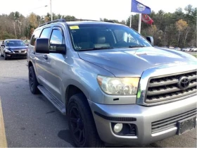 Toyota Sequoia SR5 AWD | Mobile.bg    7