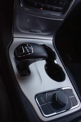 Jeep Grand cherokee 6.4 SRT LPG | Mobile.bg    12