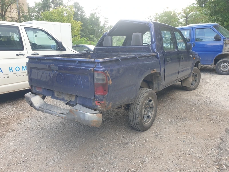 Toyota Hilux D4D, снимка 3 - Автомобили и джипове - 37959934