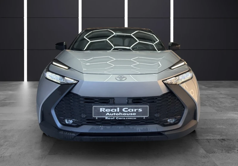 Toyota C-HR 2.0HYBRID* НАЛИЧЕН* TEAM D* DISTR* KEYLESS* CAMERA, снимка 2 - Автомобили и джипове - 48375637