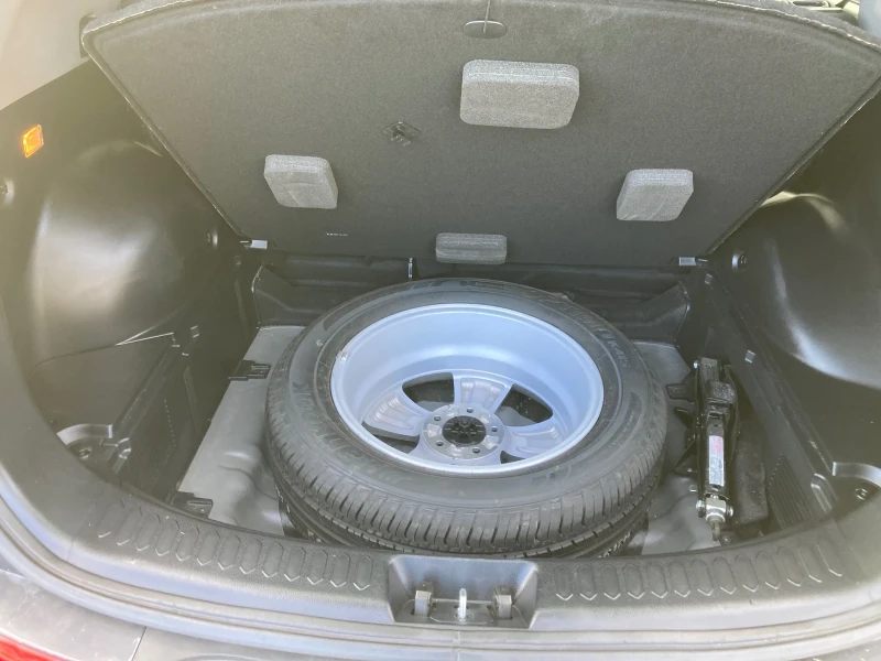 Kia Sportage   ТОП, снимка 15 - Автомобили и джипове - 52551825