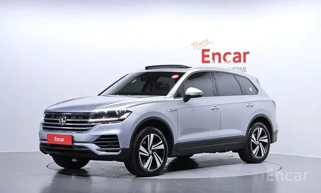 VW Touareg 3.0TDI Premium Панорама Blind spot 1 Собственик