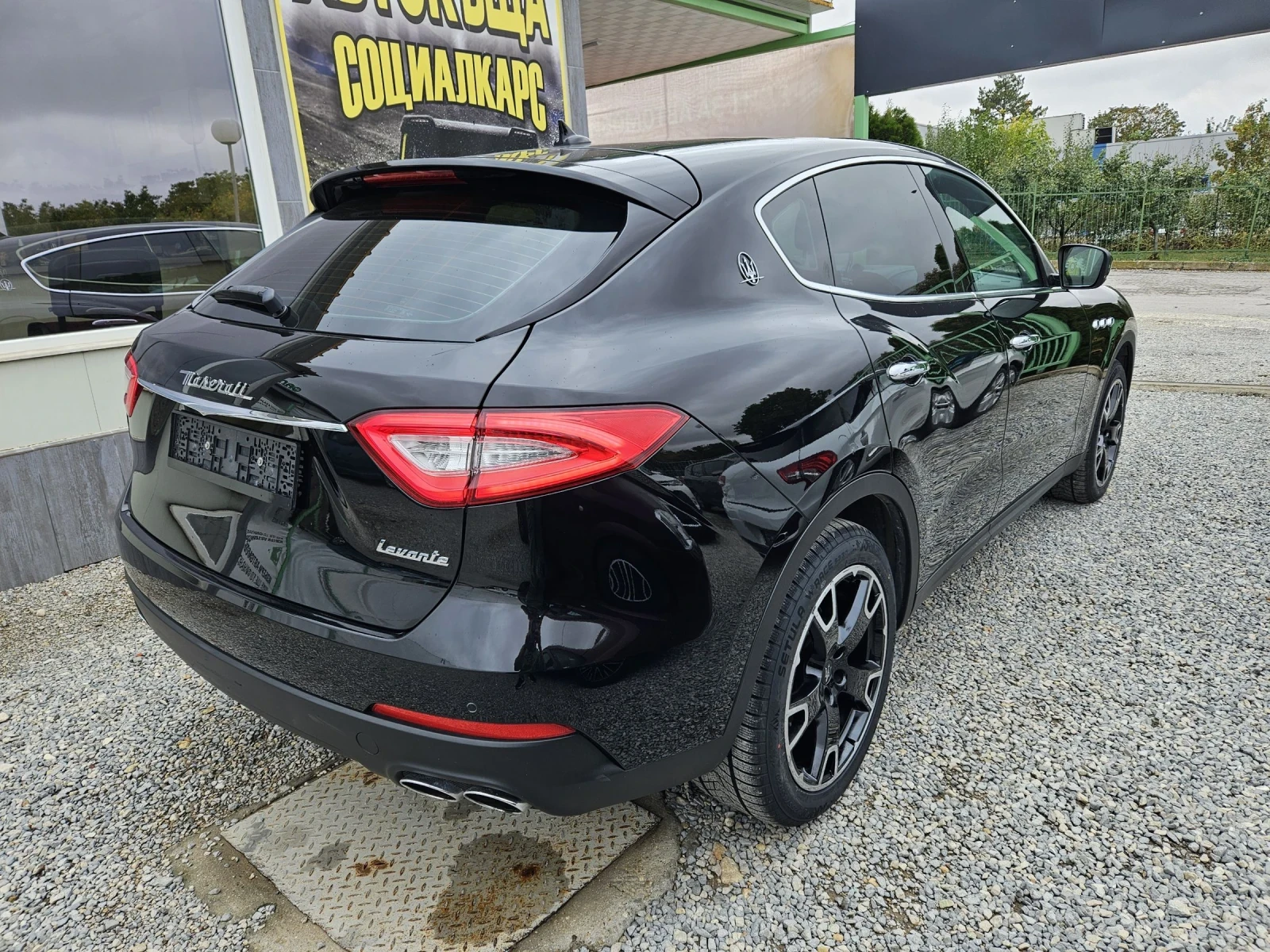 Maserati Levante 3.0d panorama  - изображение 4