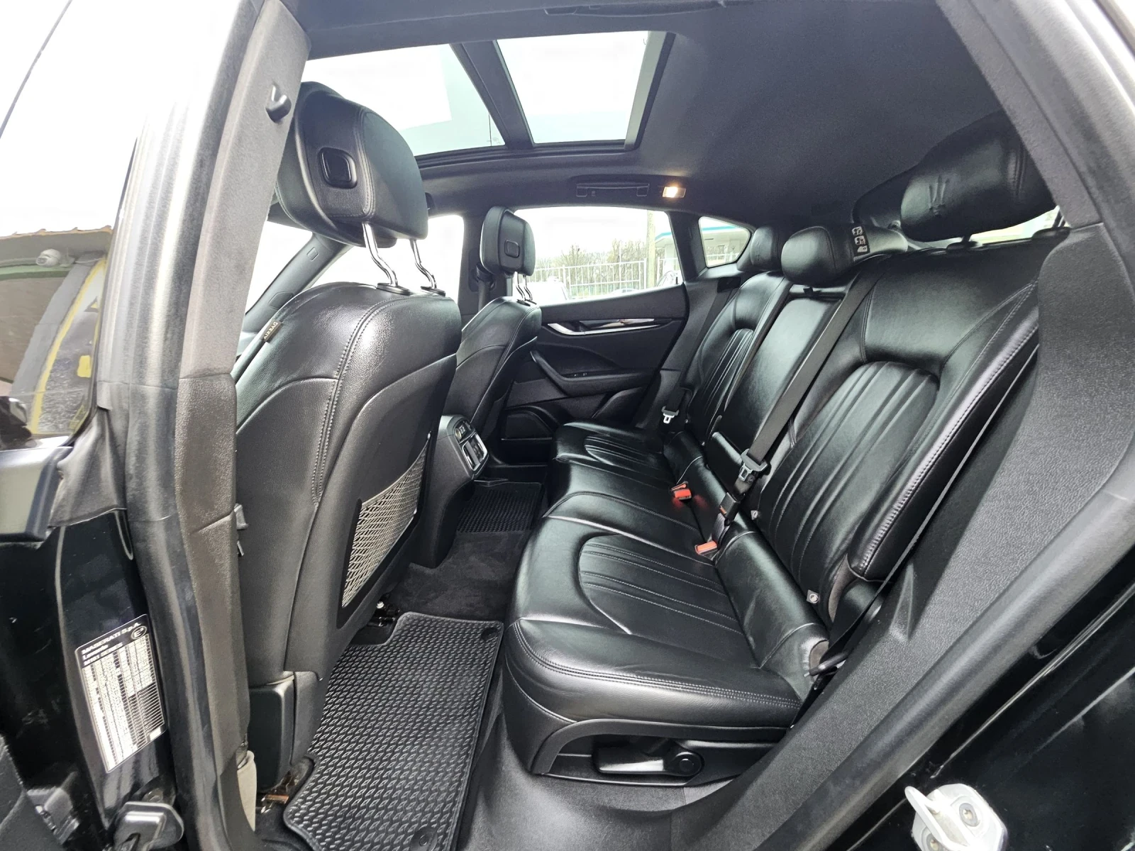 Maserati Levante 3.0d panorama  | Mobile.bg — изображение 11