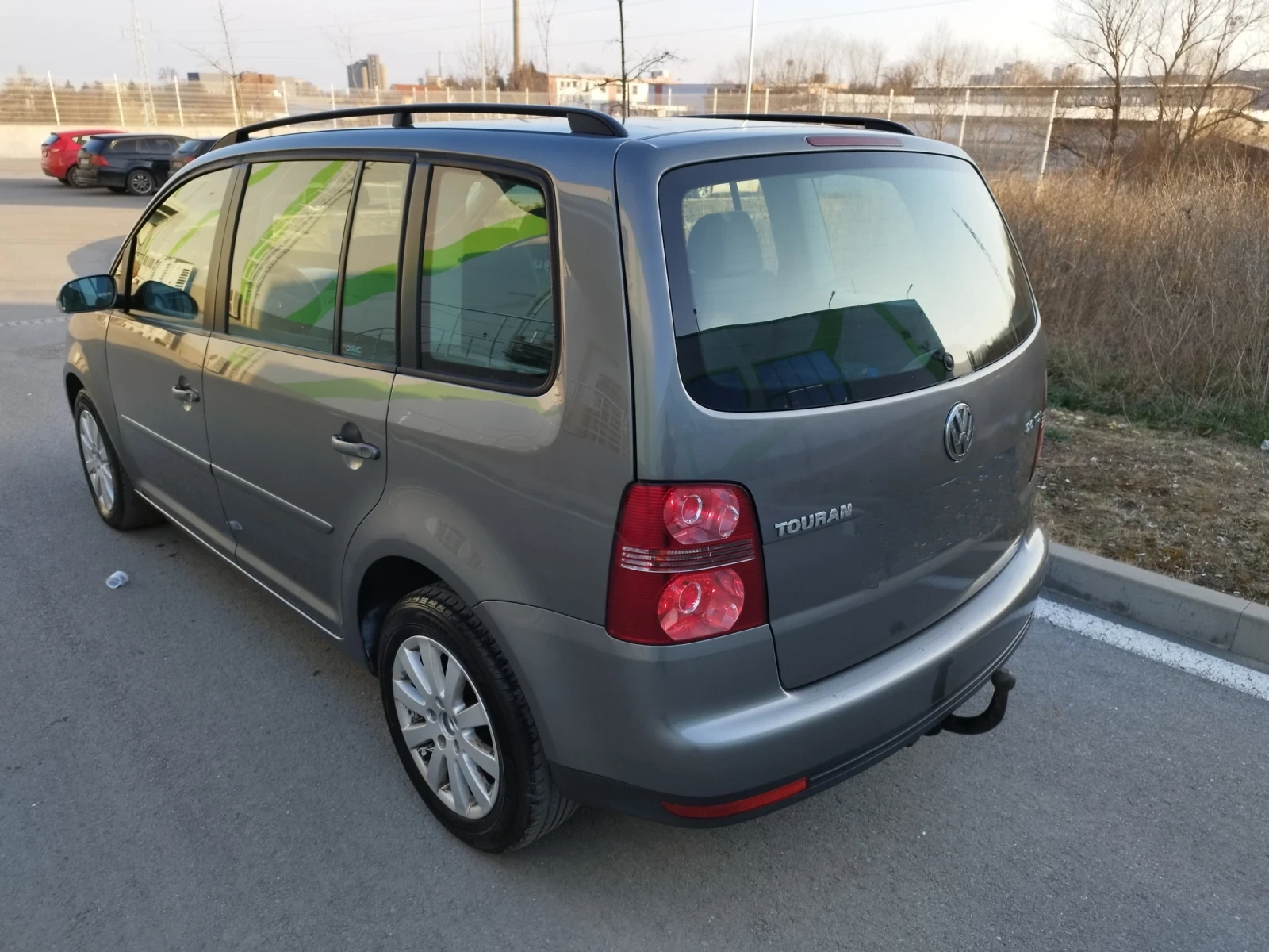 VW Touran 2.0 TDi 140 BMM - изображение 7