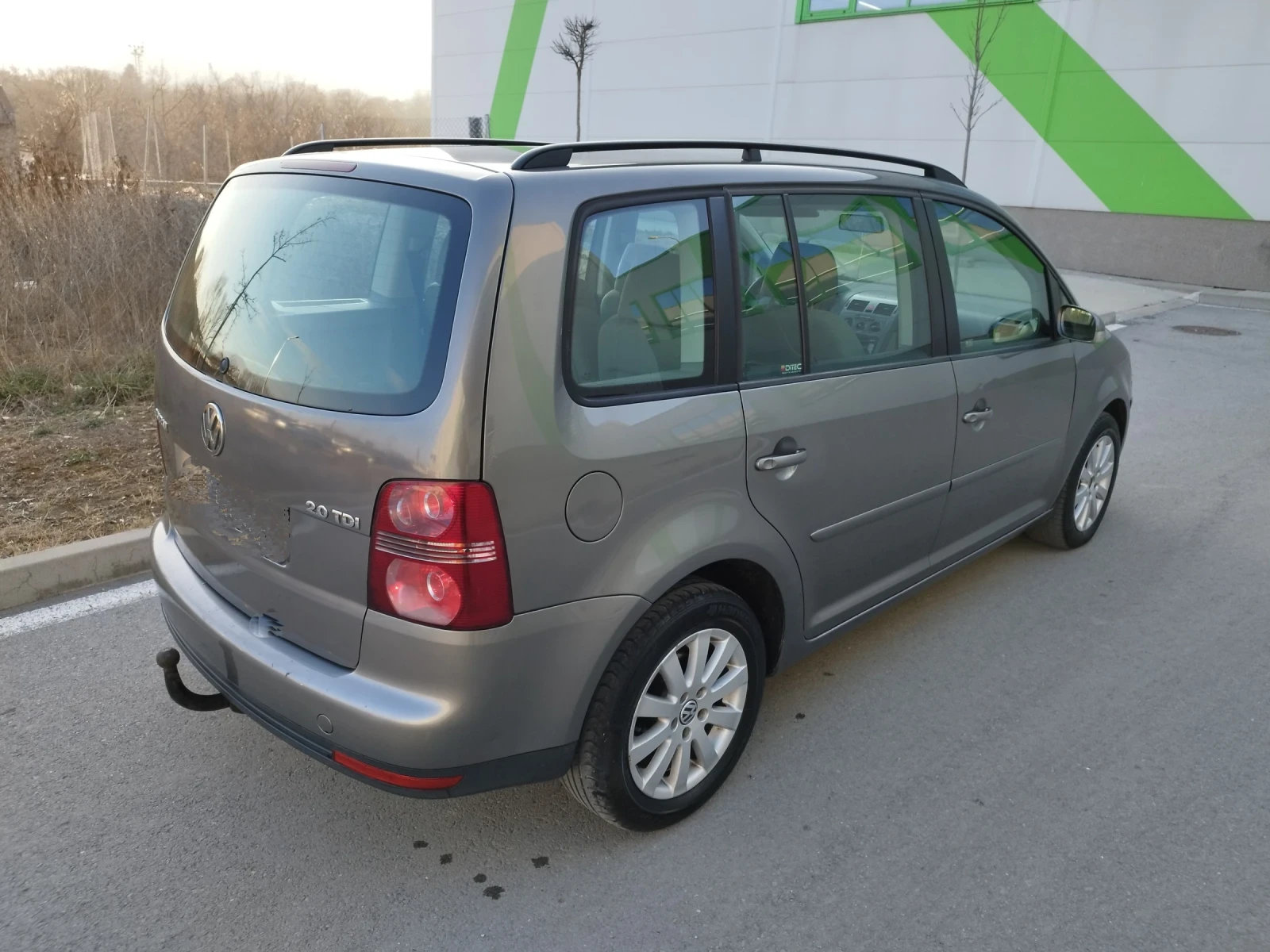 VW Touran 2.0 TDi 140 BMM - изображение 3