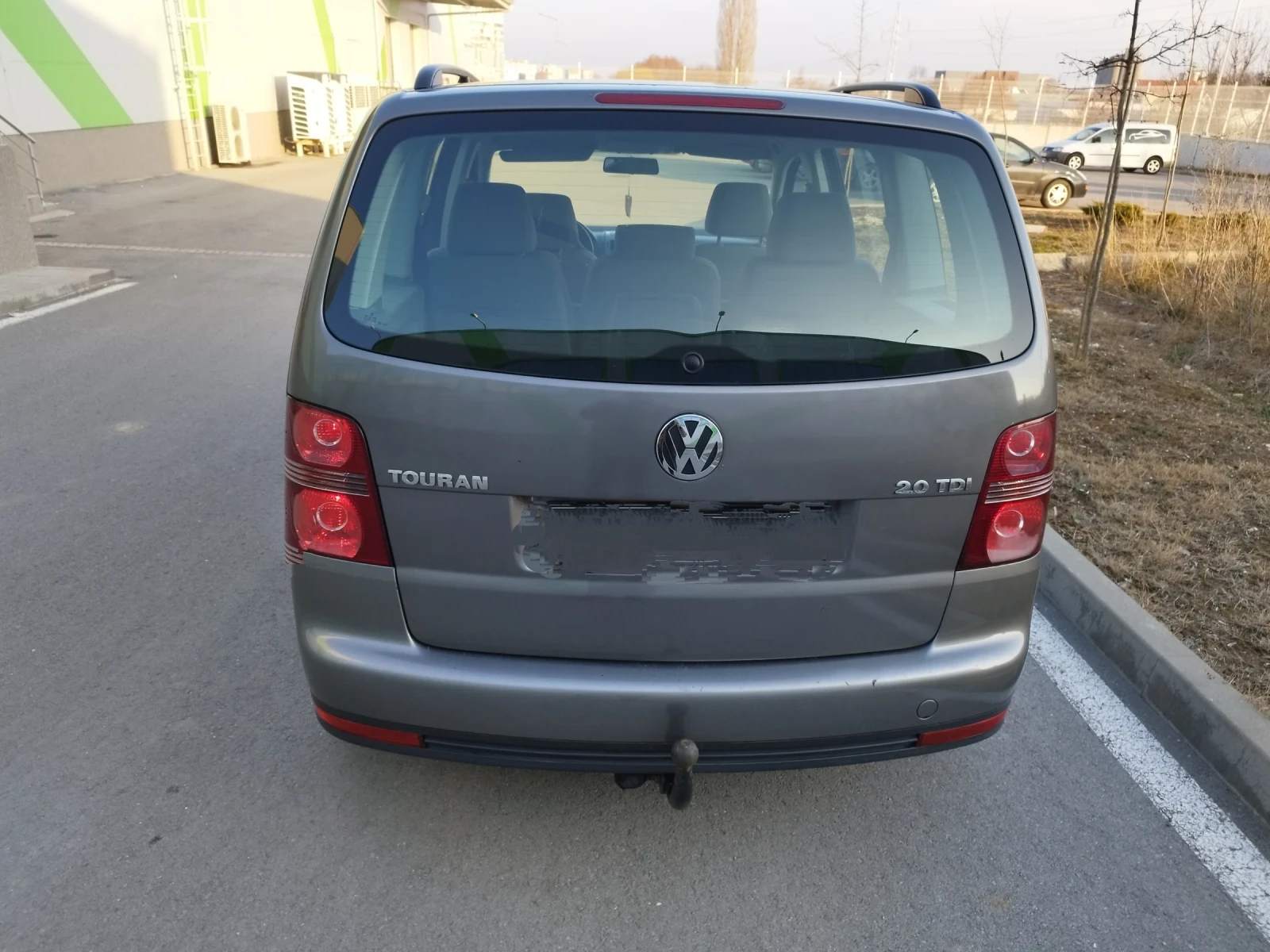 VW Touran 2.0 TDi 140 BMM - изображение 8
