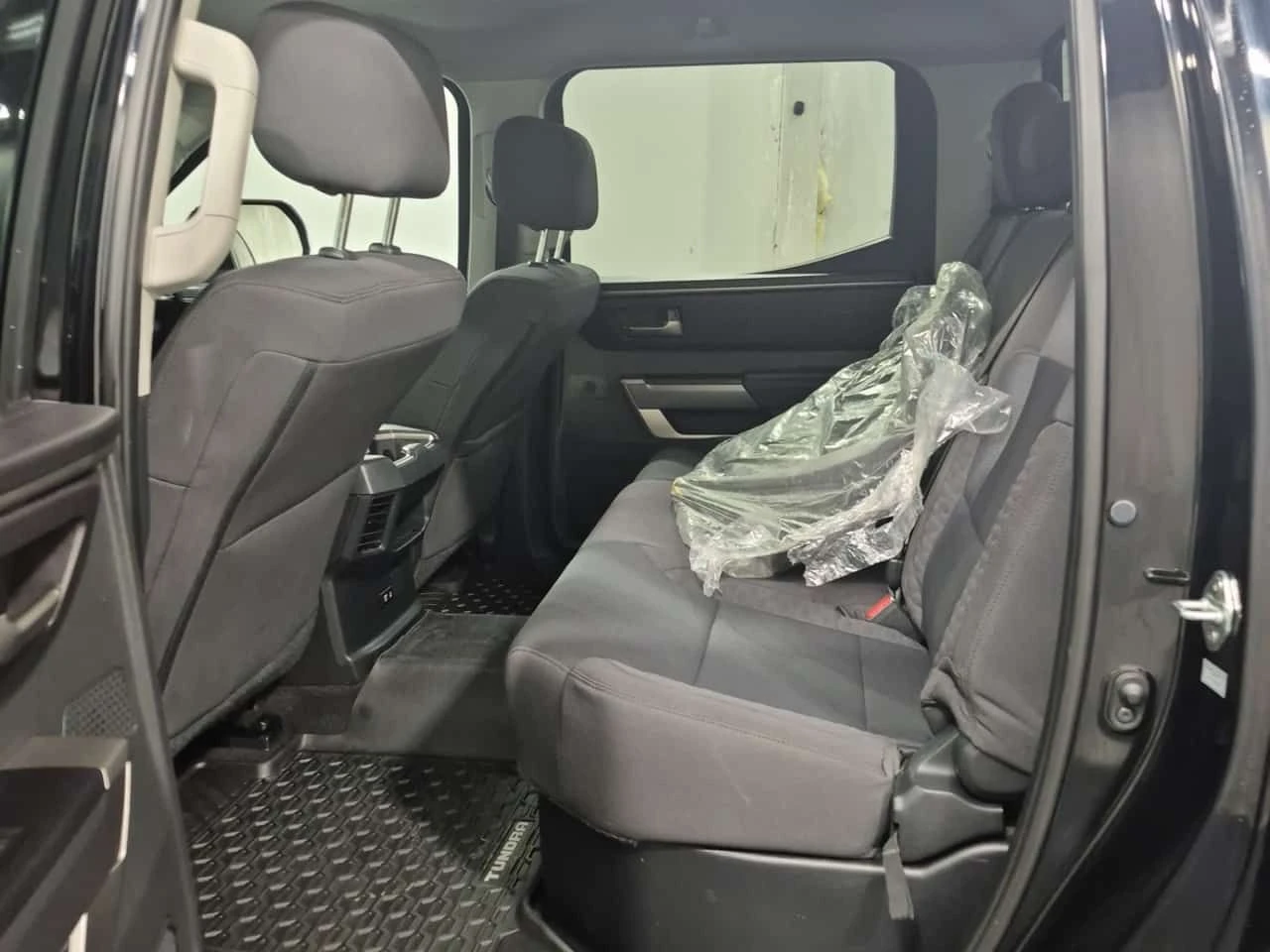 Toyota Tundra SR5 CREW CAB STD BED| ��������| ���������|  | Mobile.bg � ����������� 11
